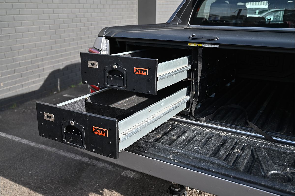 2024 Isuzu D-MAX X-TERRAIN 4X4