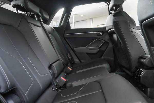 2025 Audi Q3 40 TFSI S line F3