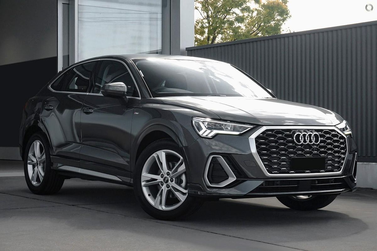 2025 Audi Q3 35 TFSI S line F3