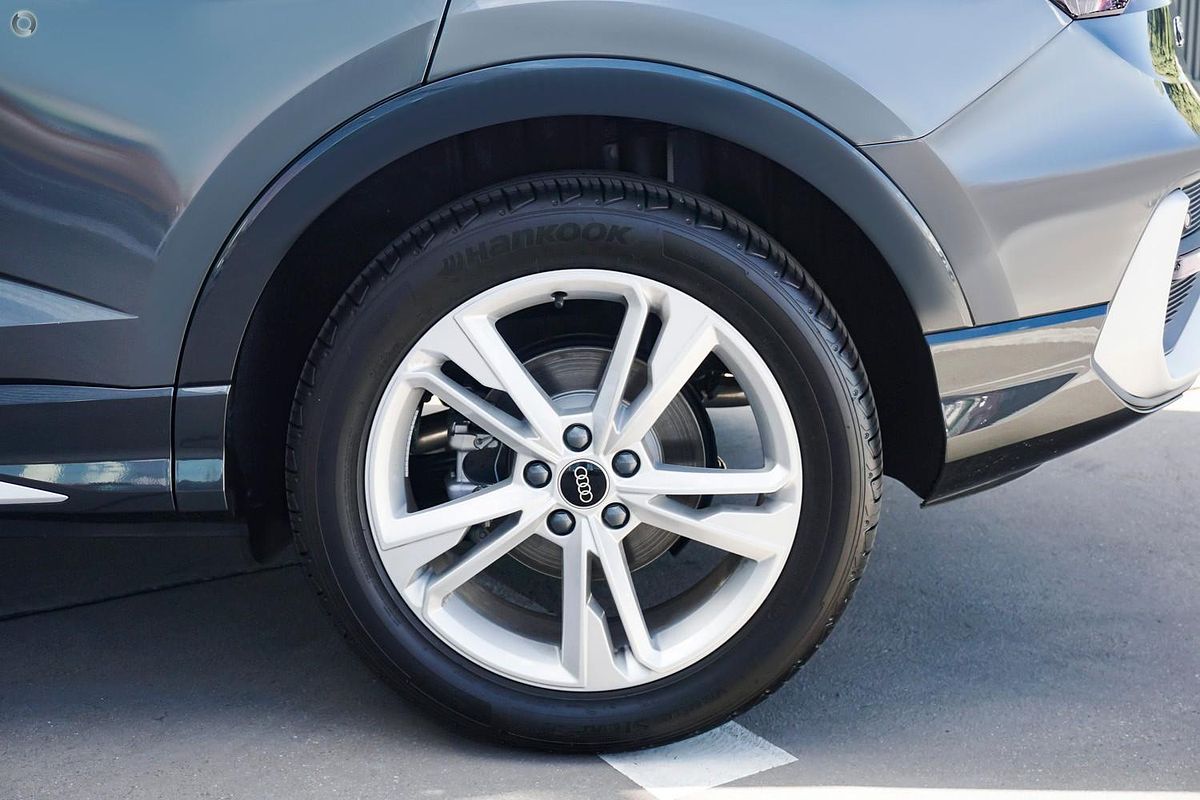 2025 Audi Q3 35 TFSI S line F3