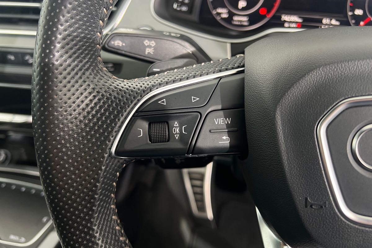 2020 Audi Q7 50 TDI S line 4M