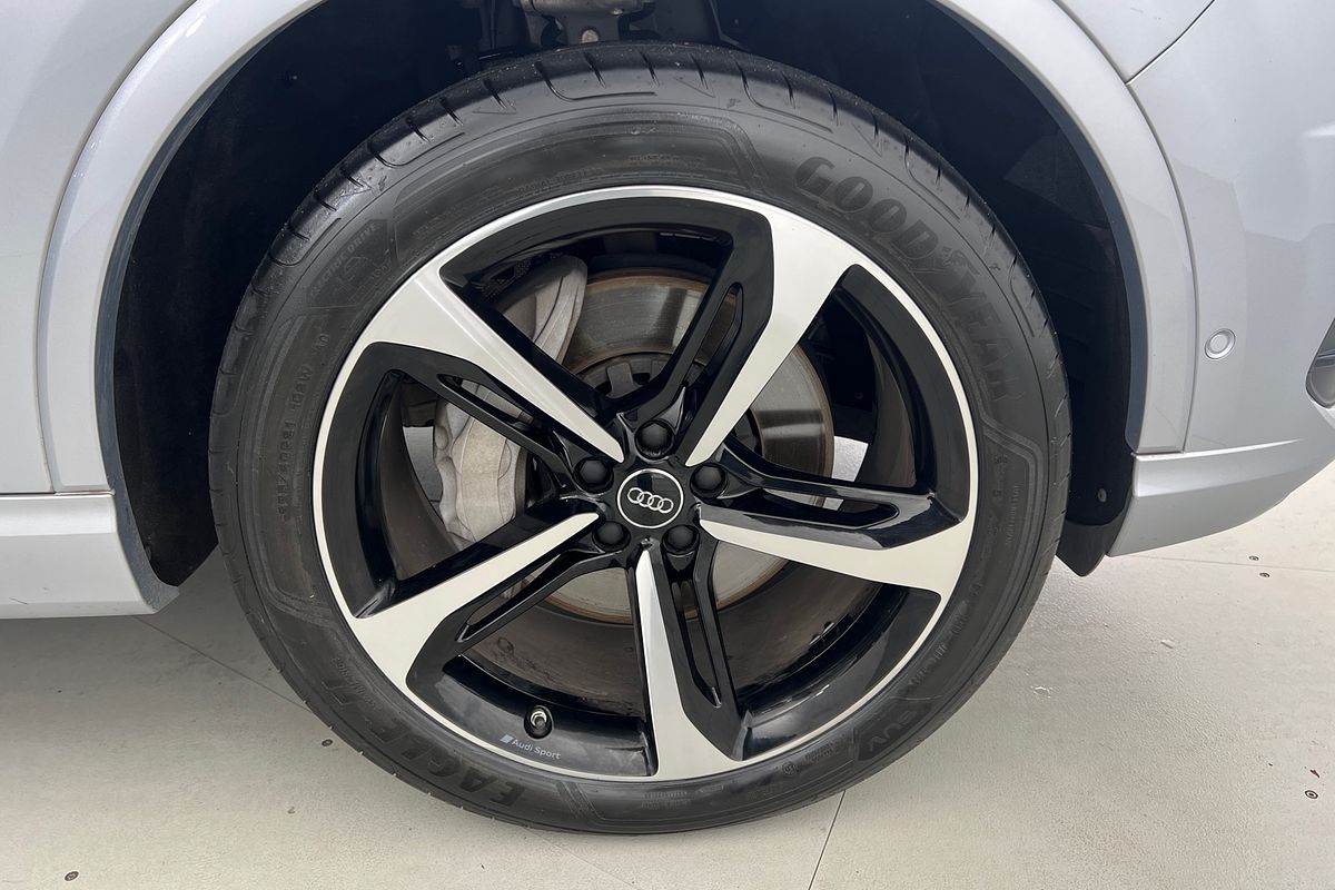 2020 Audi Q7 50 TDI S line 4M