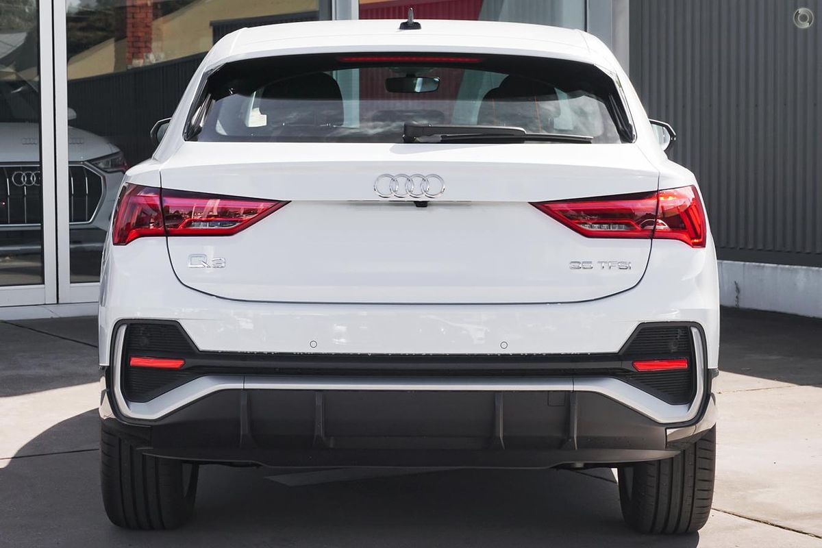 2025 Audi Q3 35 TFSI S line F3