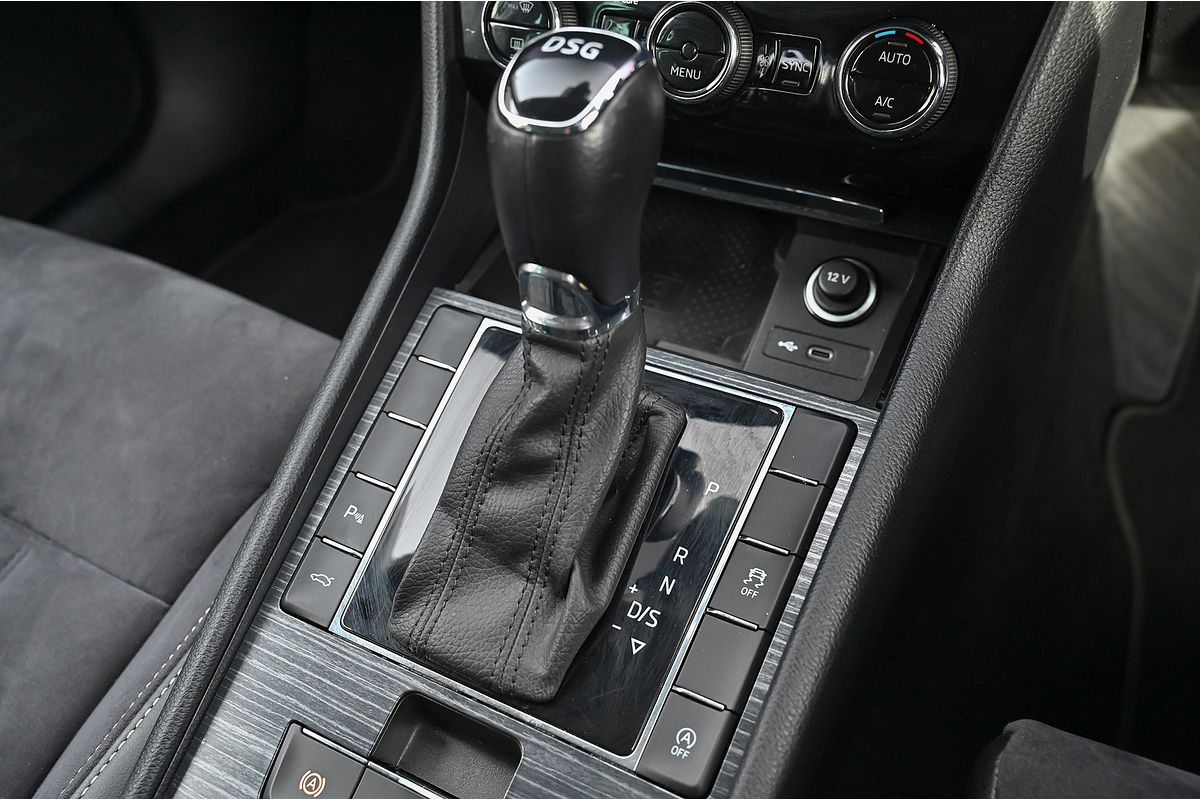 2022 SKODA Superb 162TSI Style NP