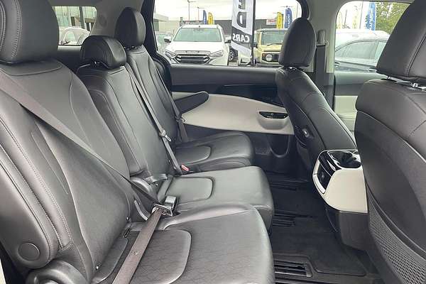 2023 Kia Carnival SLi KA4