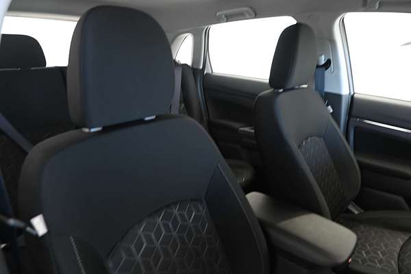 2024 Mitsubishi ASX ES XD