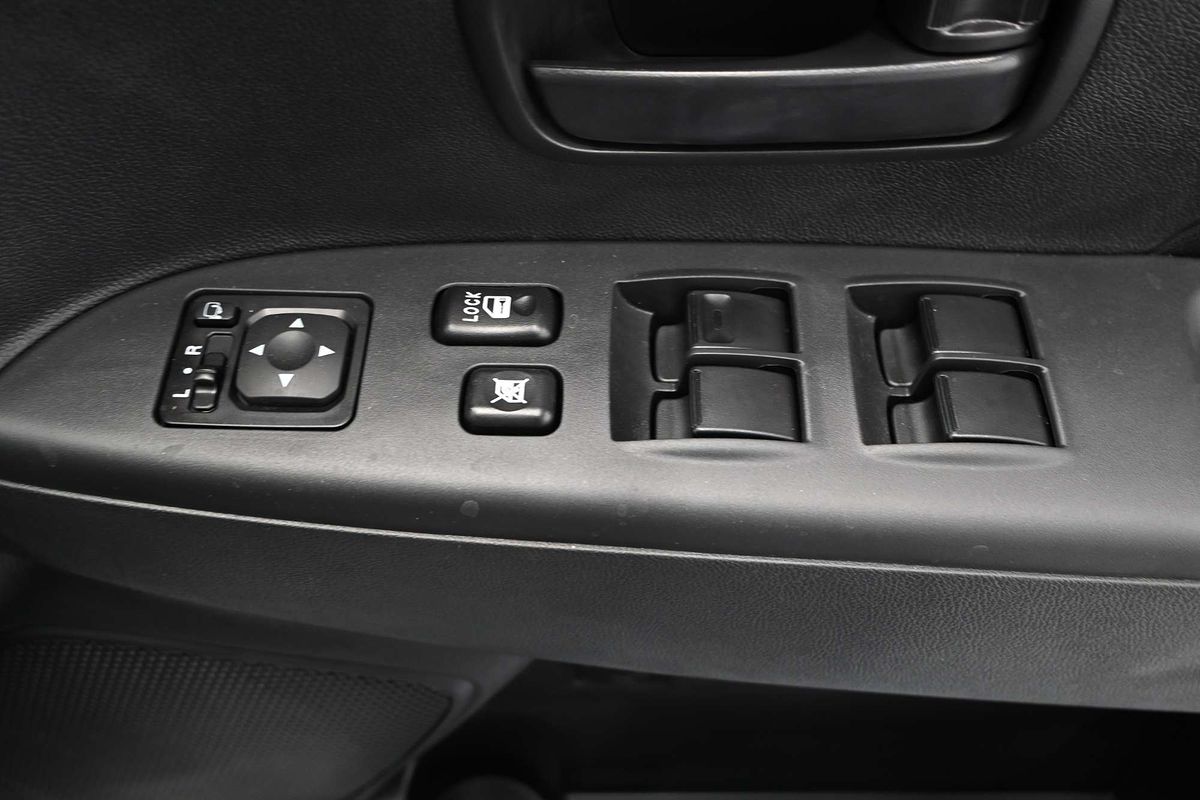 2024 Mitsubishi ASX ES XD