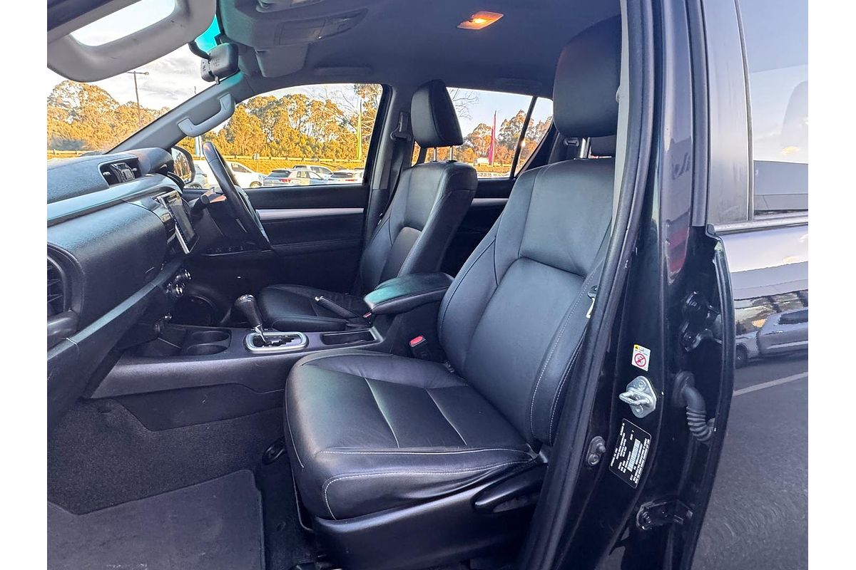 2017 Toyota Hilux SR5 GUN126R 4X4
