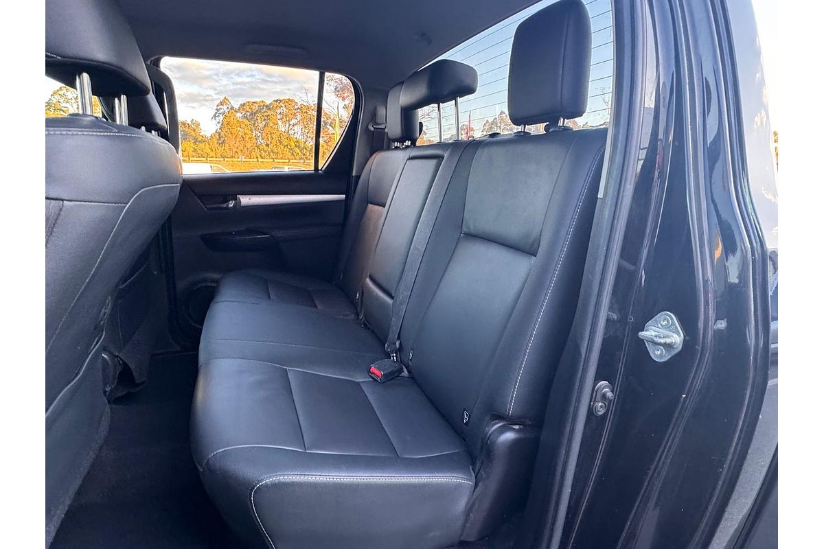 2017 Toyota Hilux SR5 GUN126R 4X4