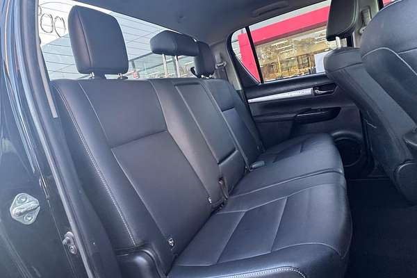 2017 Toyota Hilux SR5 GUN126R 4X4