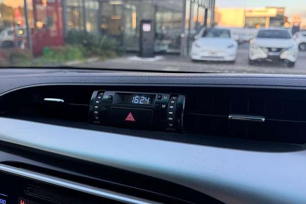 2017 Toyota Hilux SR5 GUN126R 4X4