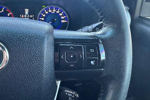 2017 Toyota Hilux SR5 GUN126R 4X4