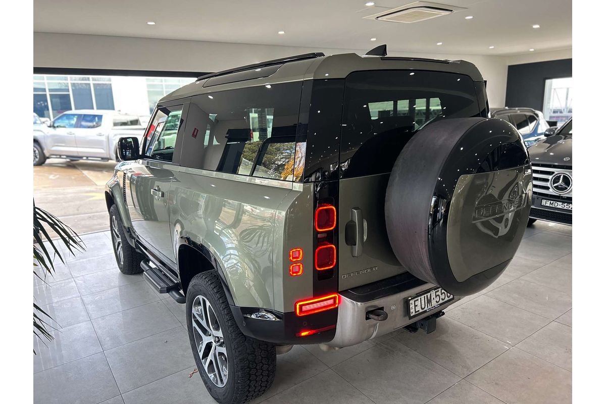 2022 Land Rover Defender 90 P300 S L663