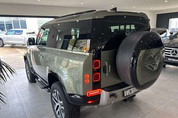 2022 Land Rover Defender 90 P300 S L663