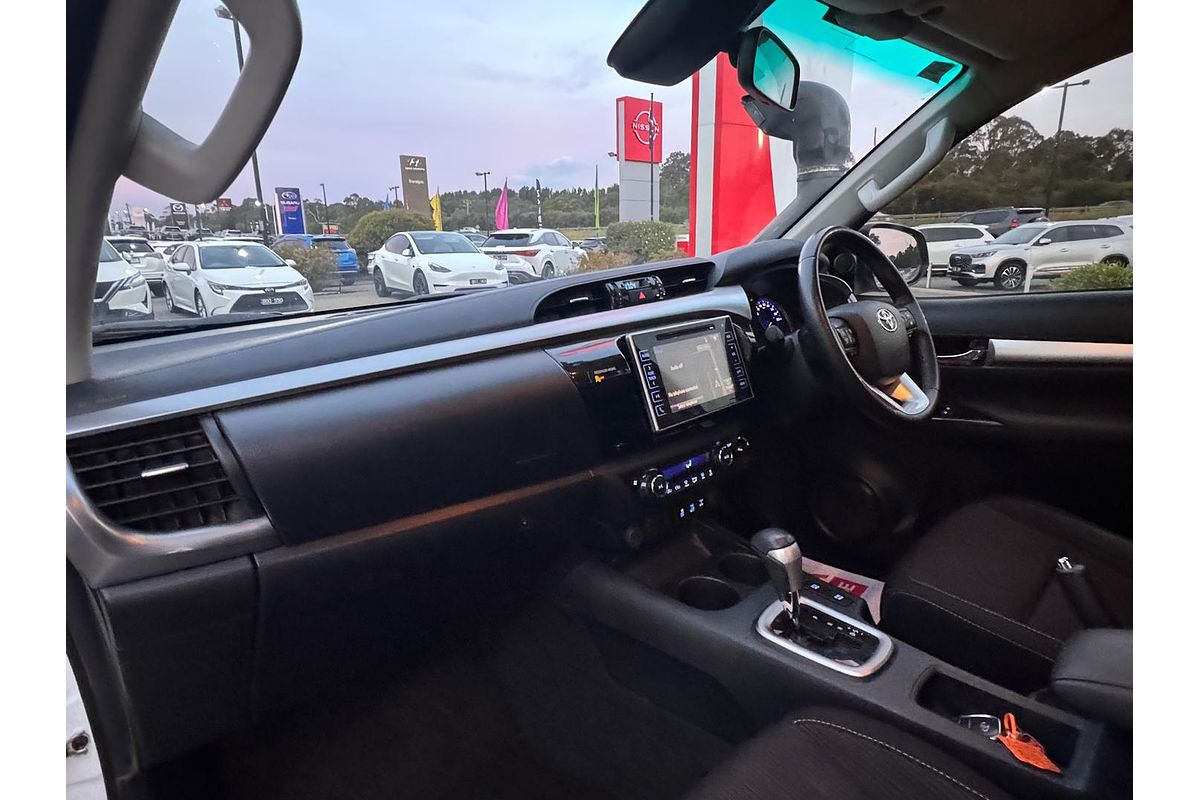 2019 Toyota Hilux SR5 GUN126R 4X4