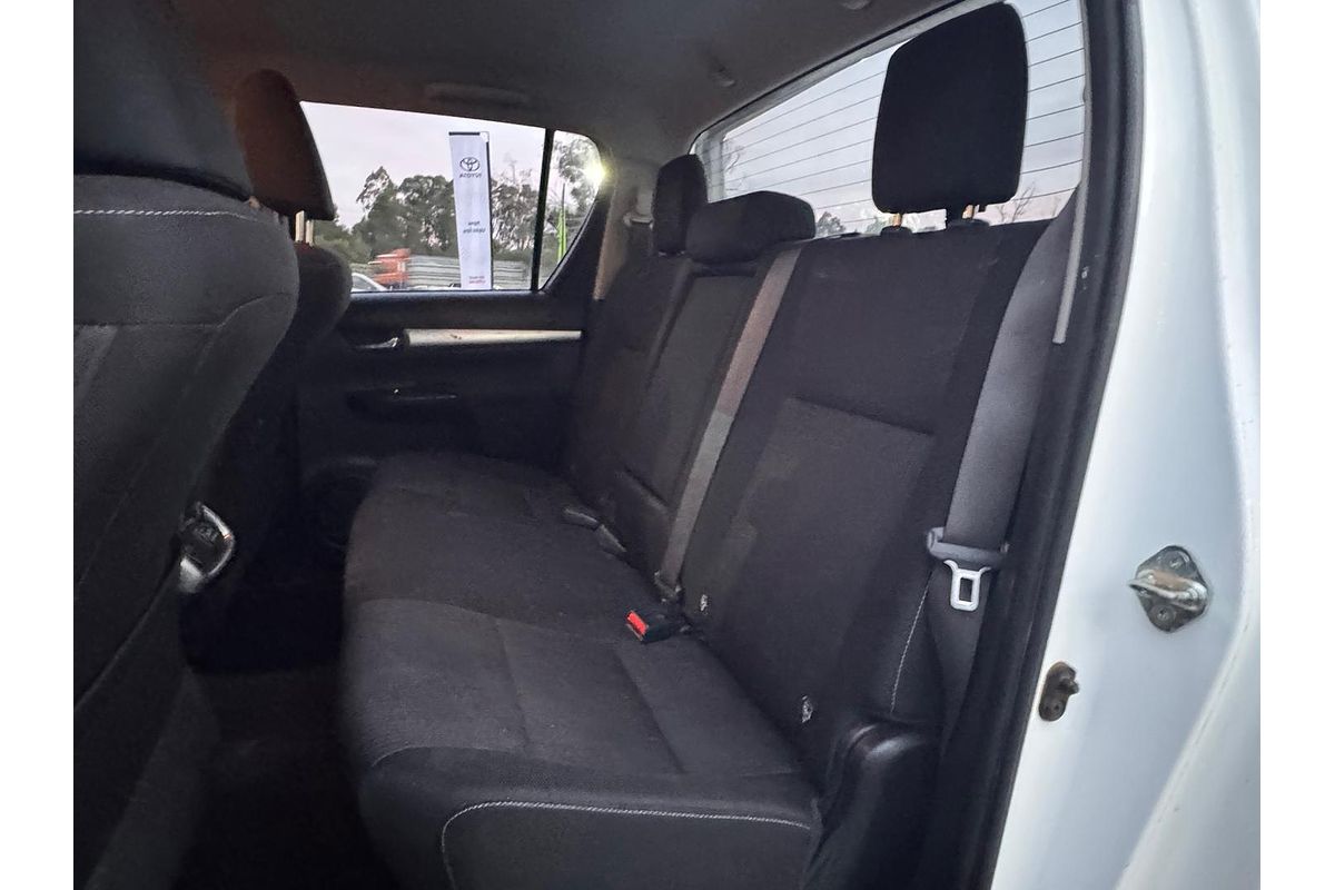 2019 Toyota Hilux SR5 GUN126R 4X4