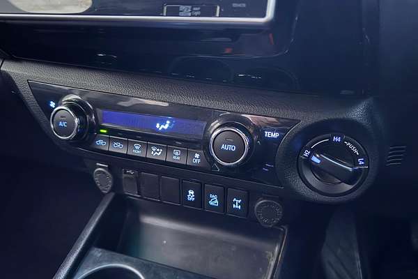 2019 Toyota Hilux SR5 GUN126R 4X4