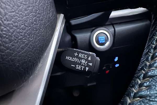 2019 Toyota Hilux SR5 GUN126R 4X4