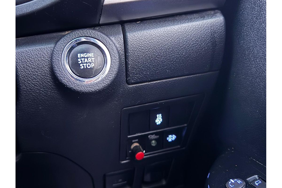 2019 Toyota Hilux SR5 GUN126R 4X4