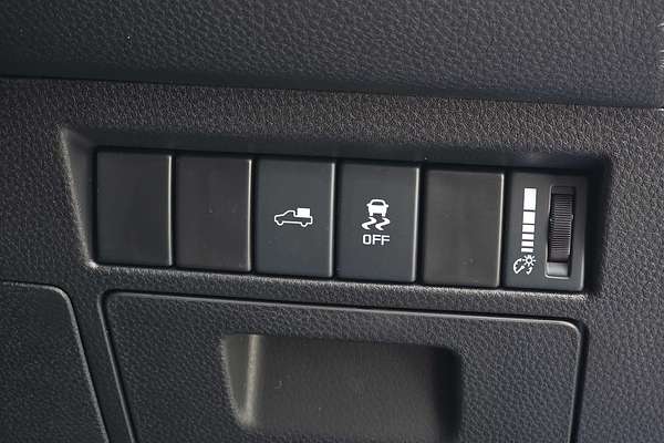 2025 Mazda BT-50 SP TF 4X4