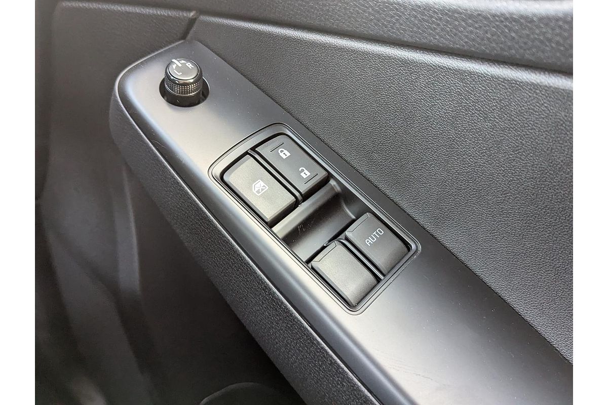 2025 Isuzu D-MAX SX 4X4