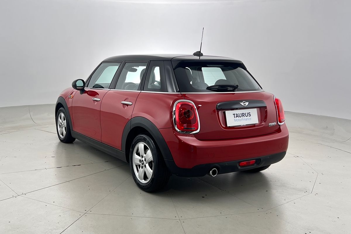 2016 MINI Hatch Cooper F55