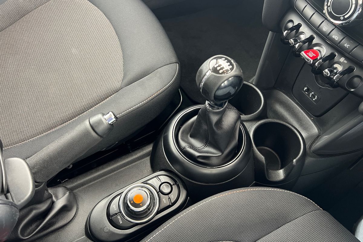 2016 MINI Hatch Cooper F55