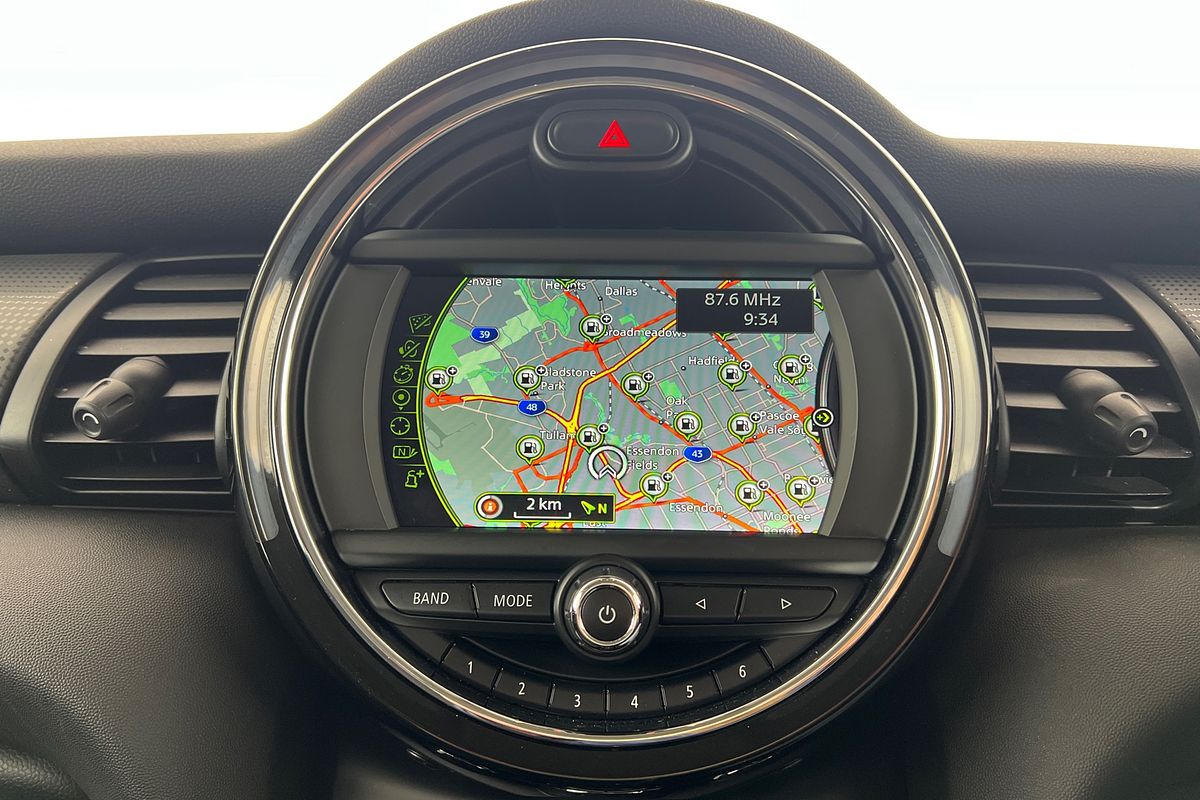 2016 MINI Hatch Cooper F55