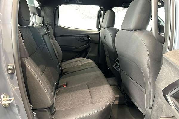 2025 Isuzu D-MAX X-RIDER 4X4