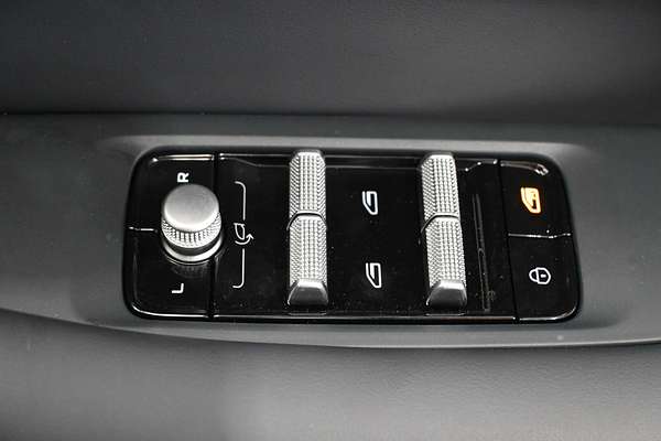 2025 Geely EX5