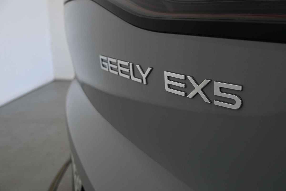 2025 Geely EX5