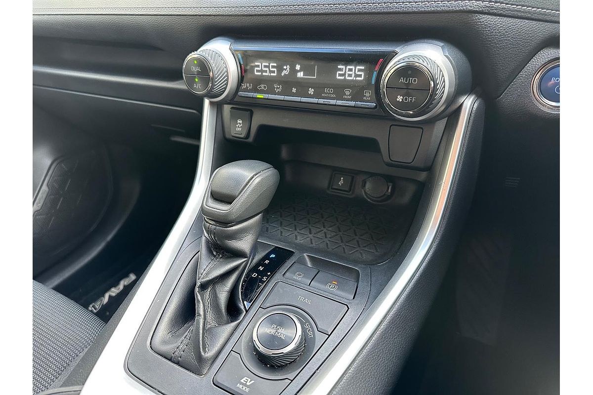 2020 Toyota RAV4 GX AXAH54R