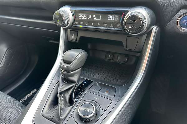 2020 Toyota RAV4 GX AXAH54R