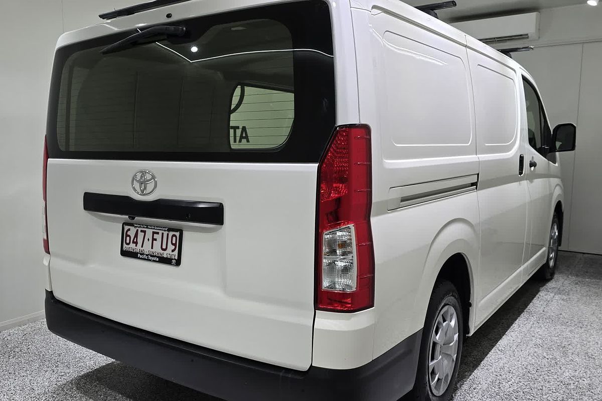 2022 Toyota Hiace Hiace Van LWB 2.8L T Diesel Manual GDH300R LWB
