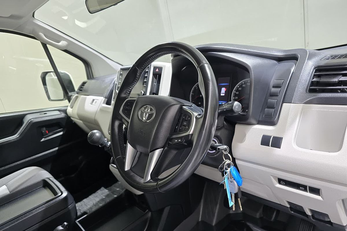 2022 Toyota Hiace Hiace Van LWB 2.8L T Diesel Manual GDH300R LWB