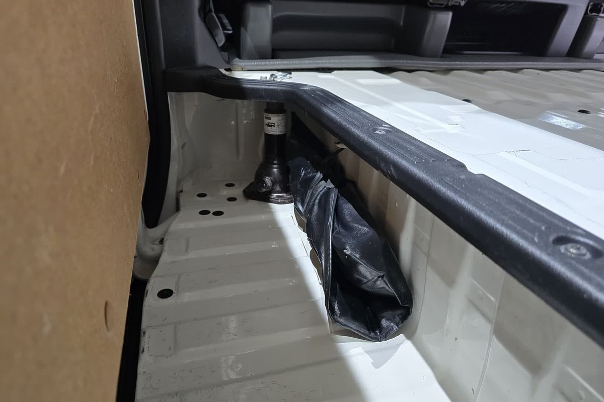 2022 Toyota Hiace Hiace Van LWB 2.8L T Diesel Manual GDH300R LWB