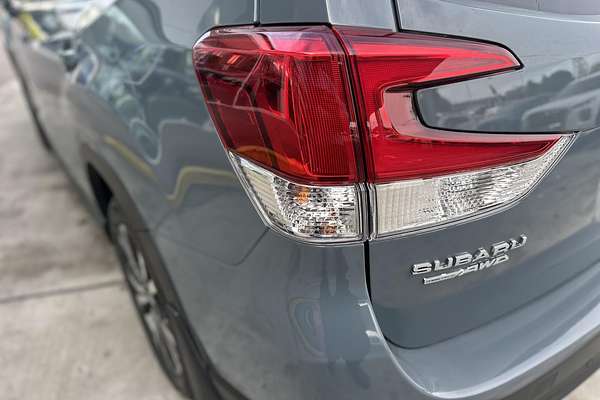 2024 Subaru Forester 2.5i Premium S5