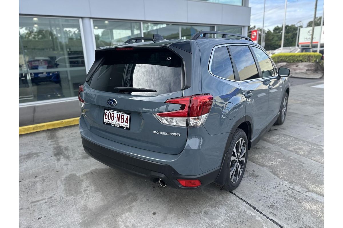 2024 Subaru Forester 2.5i Premium S5