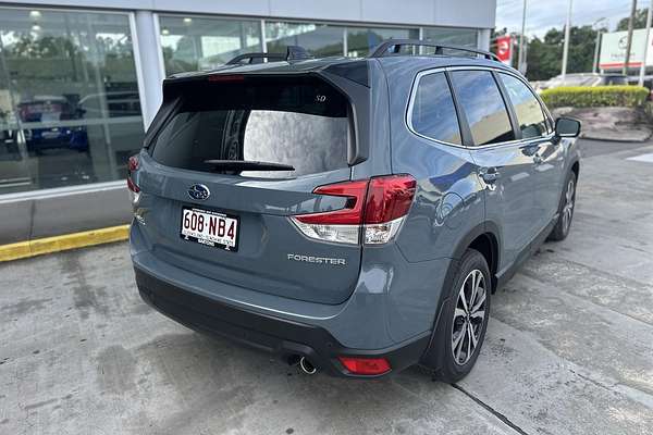 2024 Subaru Forester 2.5i Premium S5