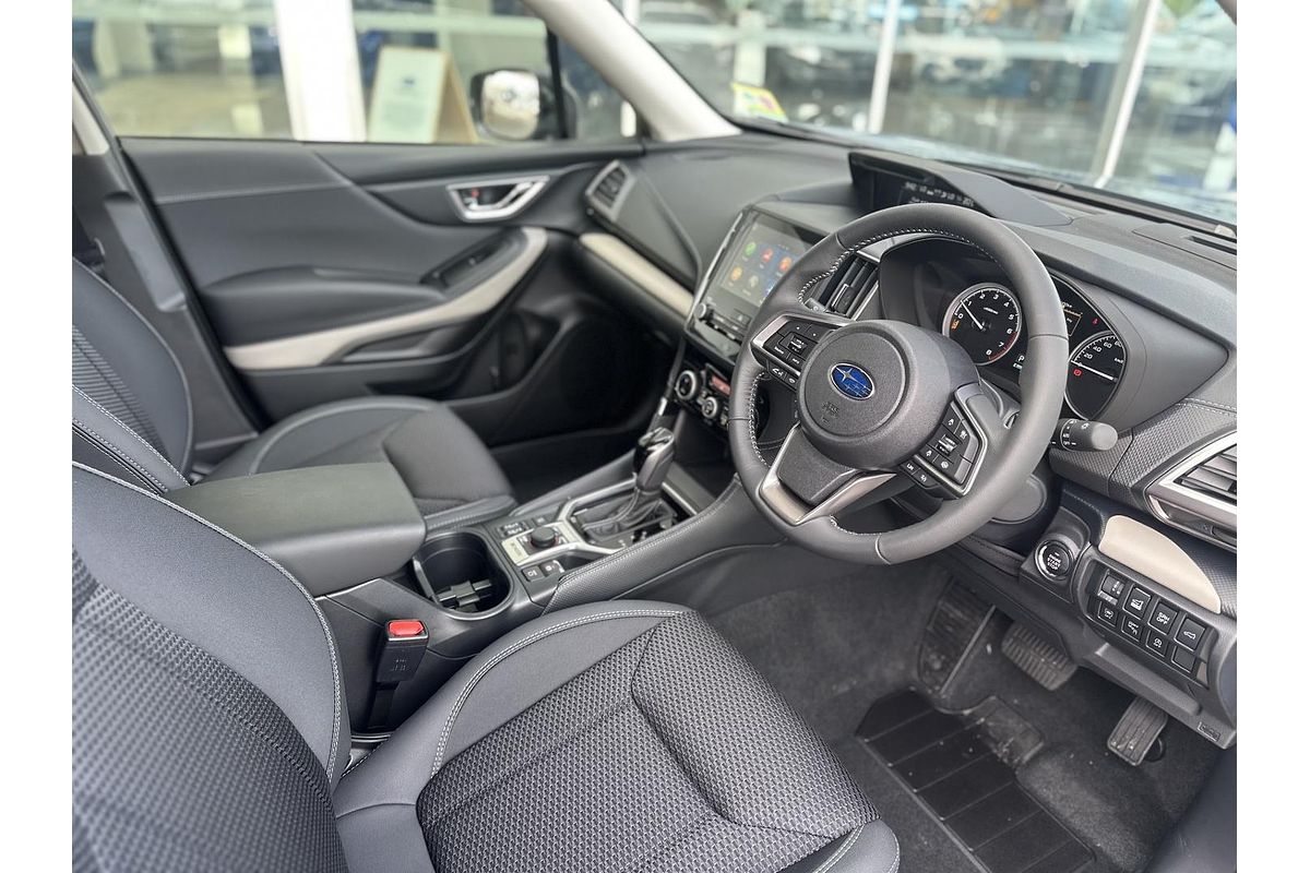 2024 Subaru Forester 2.5i Premium S5