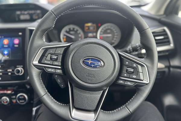 2024 Subaru Forester 2.5i Premium S5
