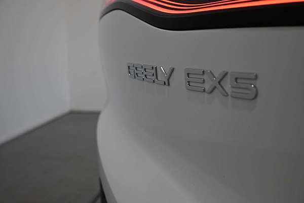 2025 Geely EX5