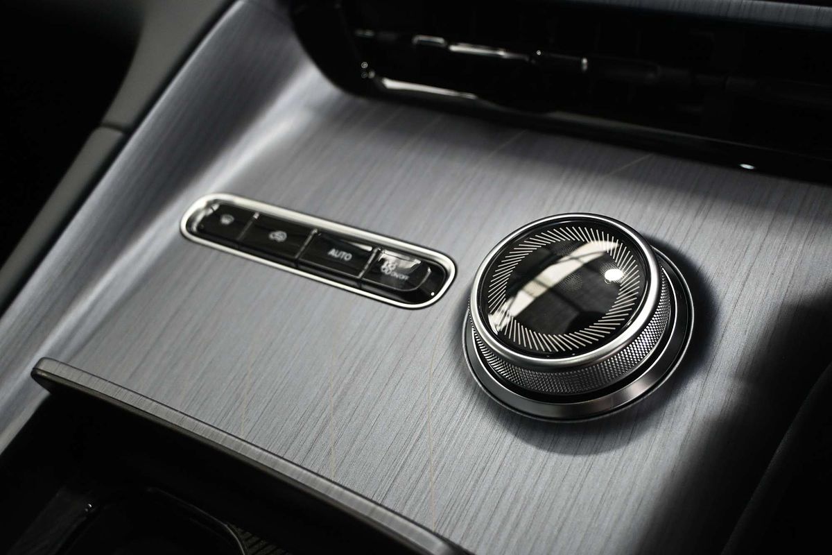 2025 Geely EX5