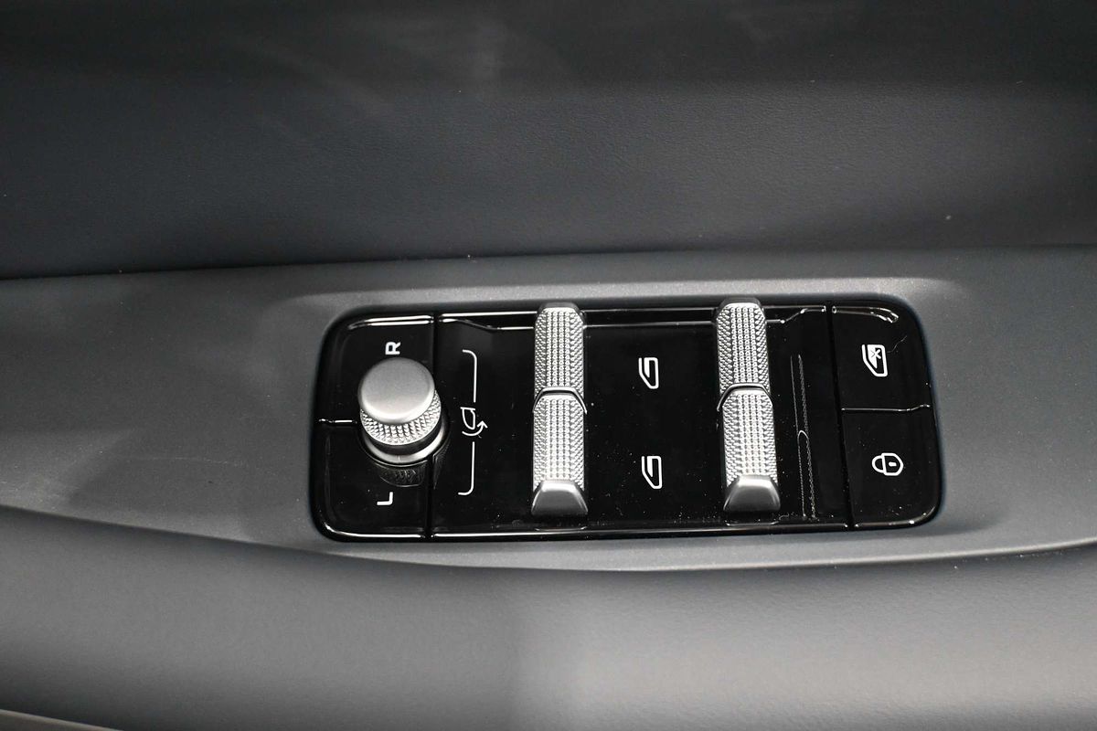 2025 Geely EX5