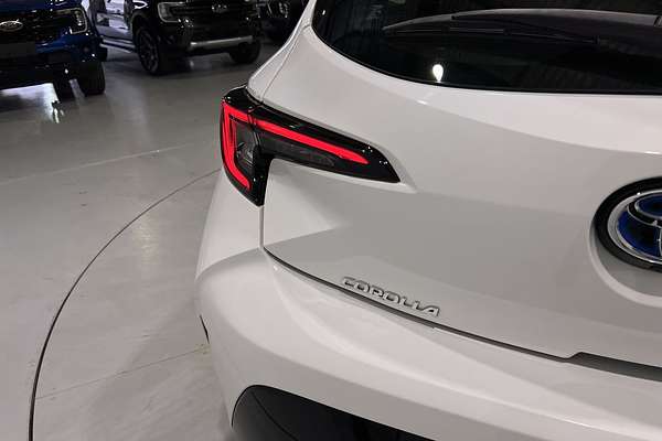 2023 Toyota Corolla Ascent Sport Hybrid ZWE219R