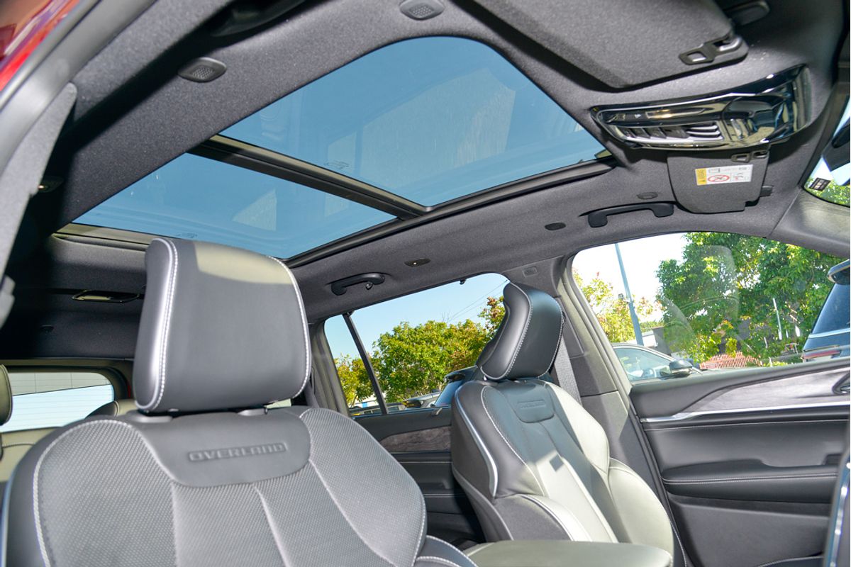 2023 Jeep Grand Cherokee Overland WL
