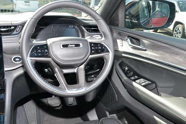 2023 Jeep Grand Cherokee Overland WL