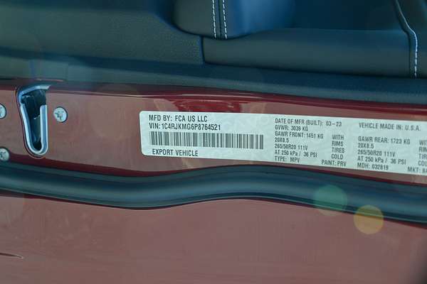 2023 Jeep Grand Cherokee Overland WL