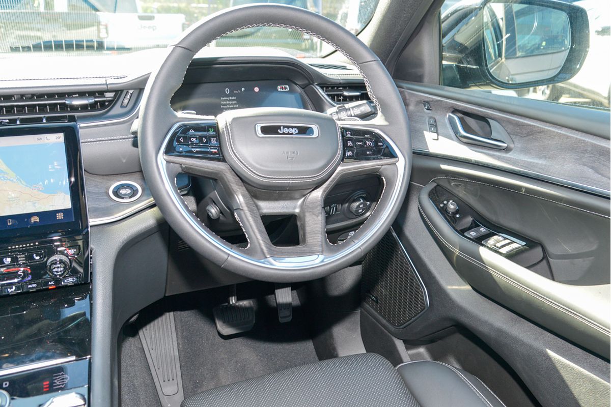 2023 Jeep Grand Cherokee Overland WL