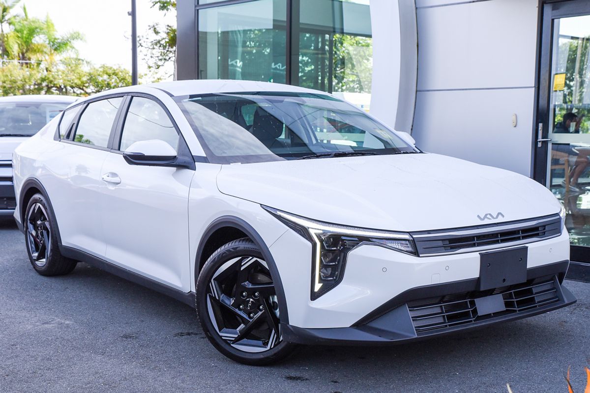 2024 Kia K4 Sport CL4m